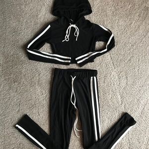 Long sleeve tennis court track suit